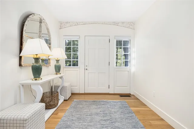 $5,000 | 8 Brenton Road, Unit 2, Newport, RI 02840