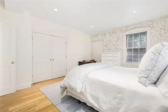 $5,000 | 8 Brenton Road, Unit 2, Newport, RI 02840