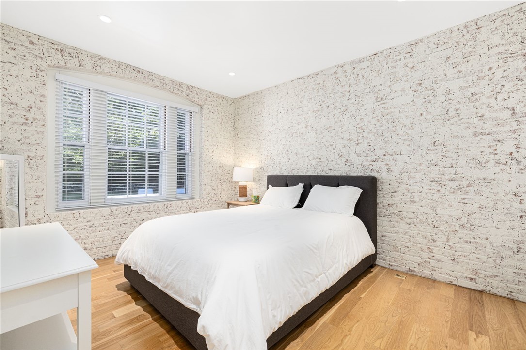 8 Brenton Road, Unit 2 Newport, RI 02840 - Photo 26 of 36