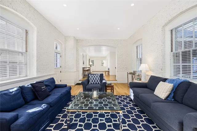 $5,000 | 8 Brenton Road, Unit 2, Newport, RI 02840