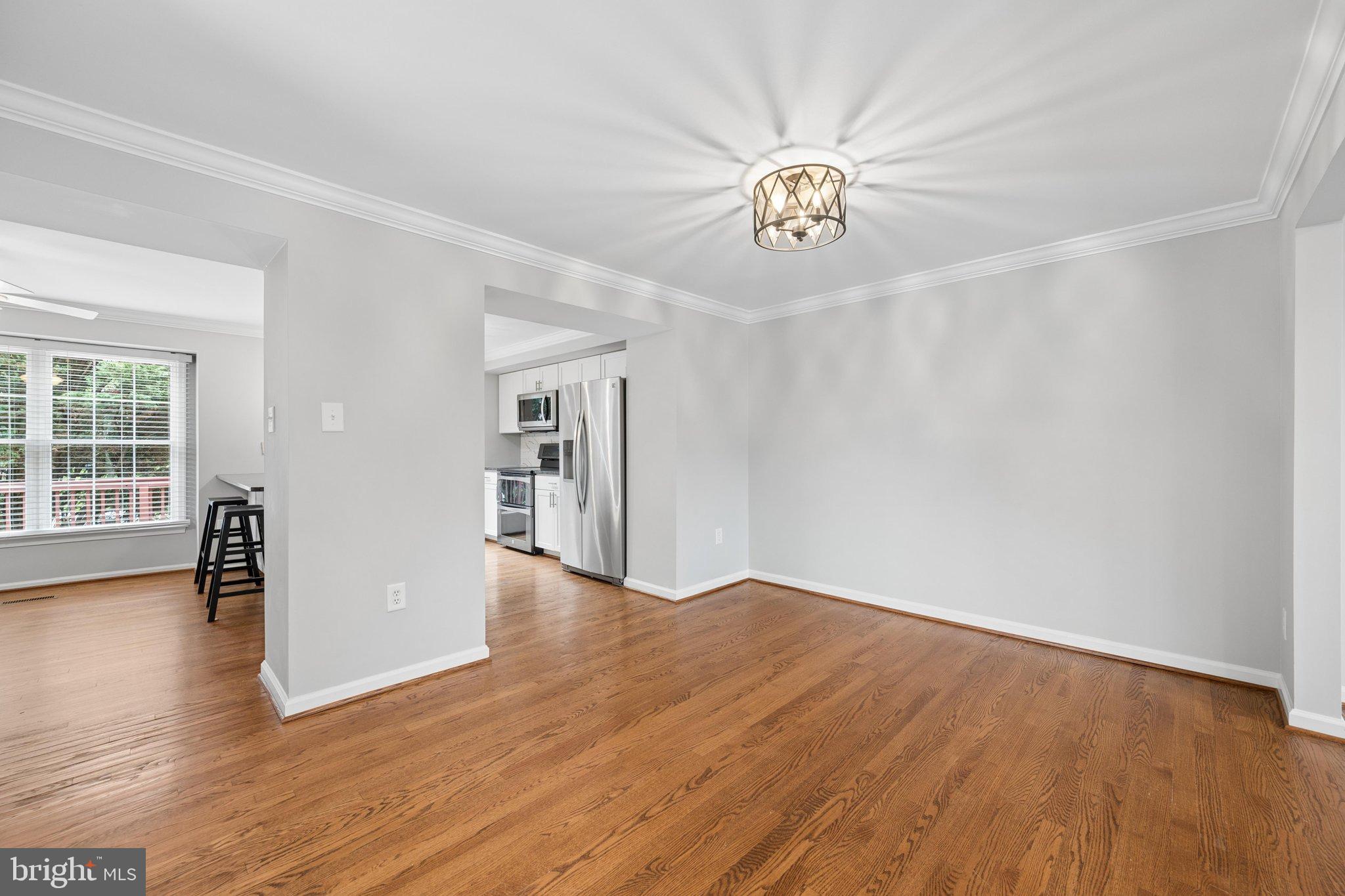 8043 Hollow Reed Court Frederick, MD 21701 - Photo 10 of 39 Dining Room