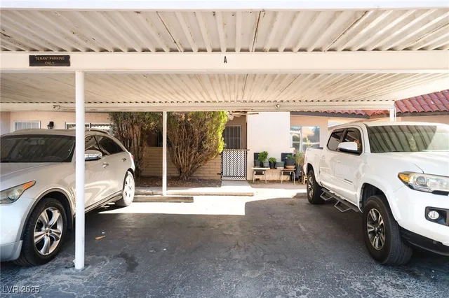 $1,295 | 2732 Eldora Circle, Unit A, Las Vegas, NV 89146