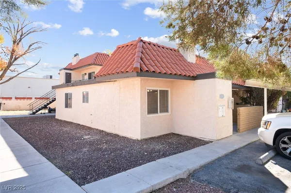 $1,295 | 2732 Eldora Circle, Unit A, Las Vegas, NV 89146
