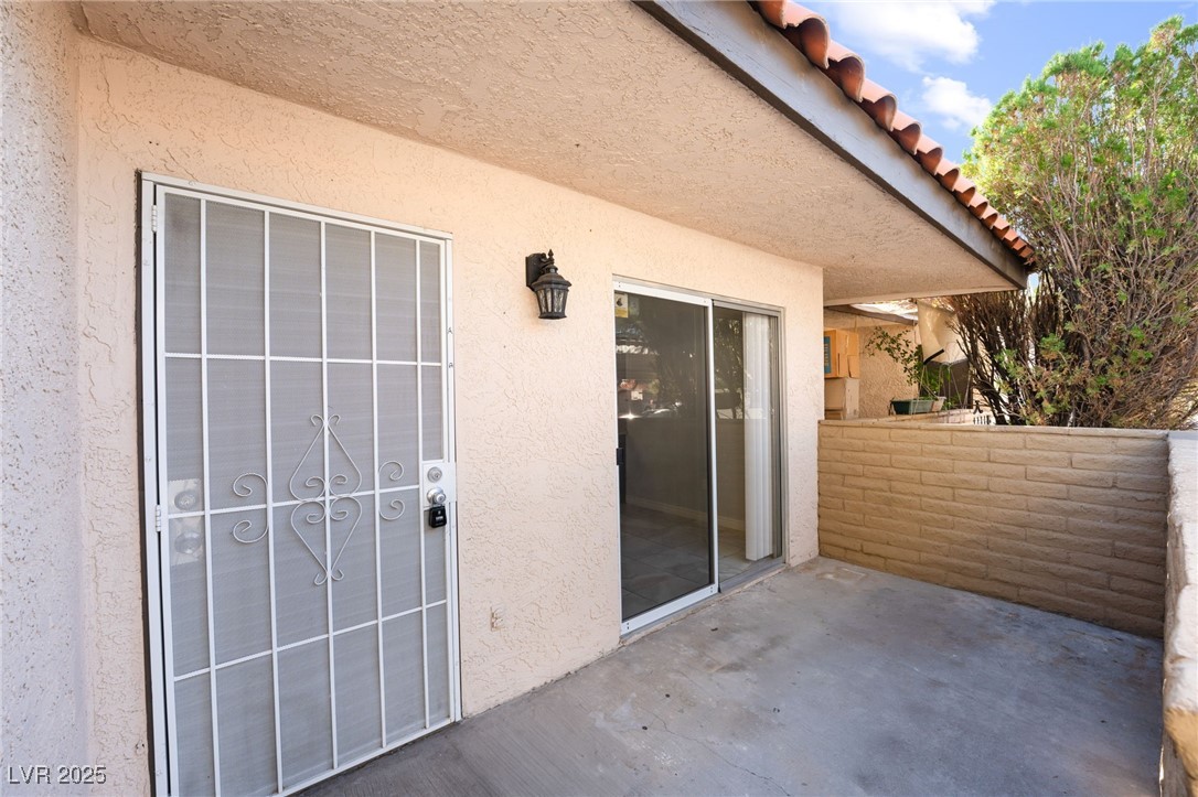 2732 Eldora Circle, Unit A Las Vegas, NV 89146 - Photo 6 of 21