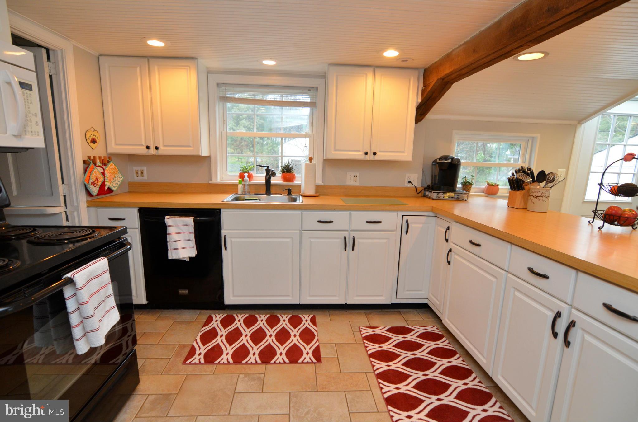 6009 Wilton Road Alexandria, VA 22310 - Photo 18 of 30 Kitchen