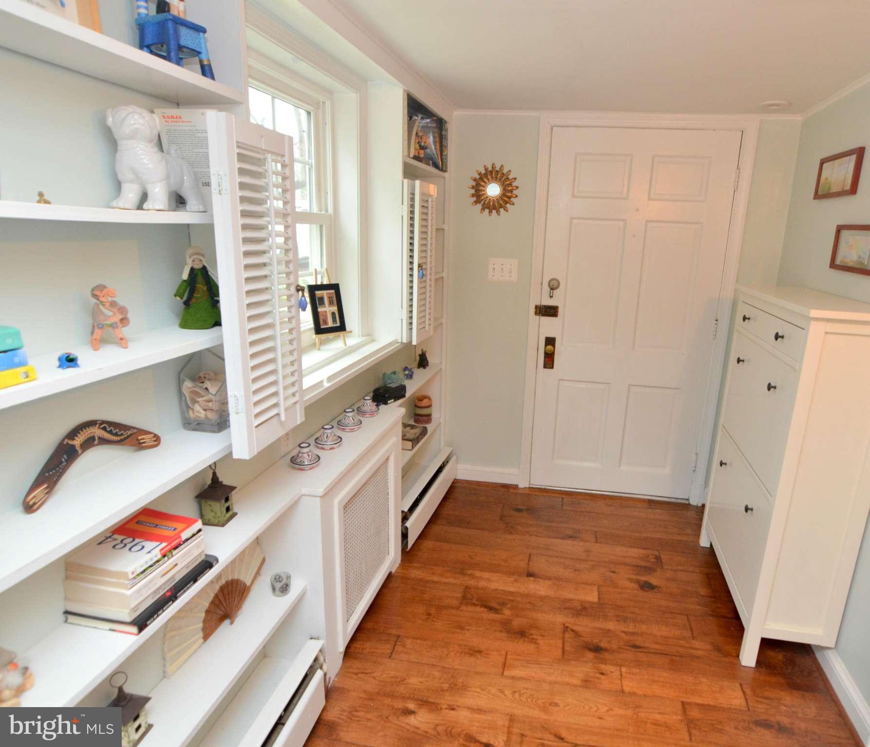 6009 Wilton Road Alexandria, VA 22310 - Photo 3 of 30 Interior (General)