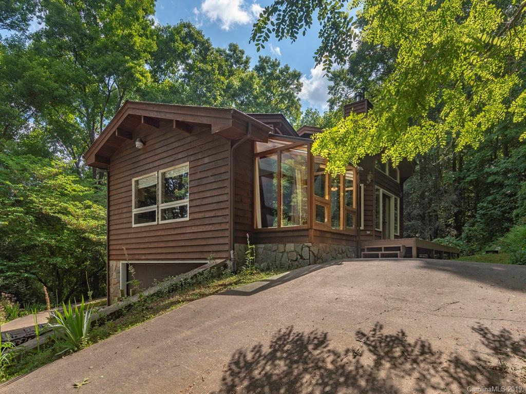 95 Redfield Drive Clyde, NC 28721 - Photo 2 of 22