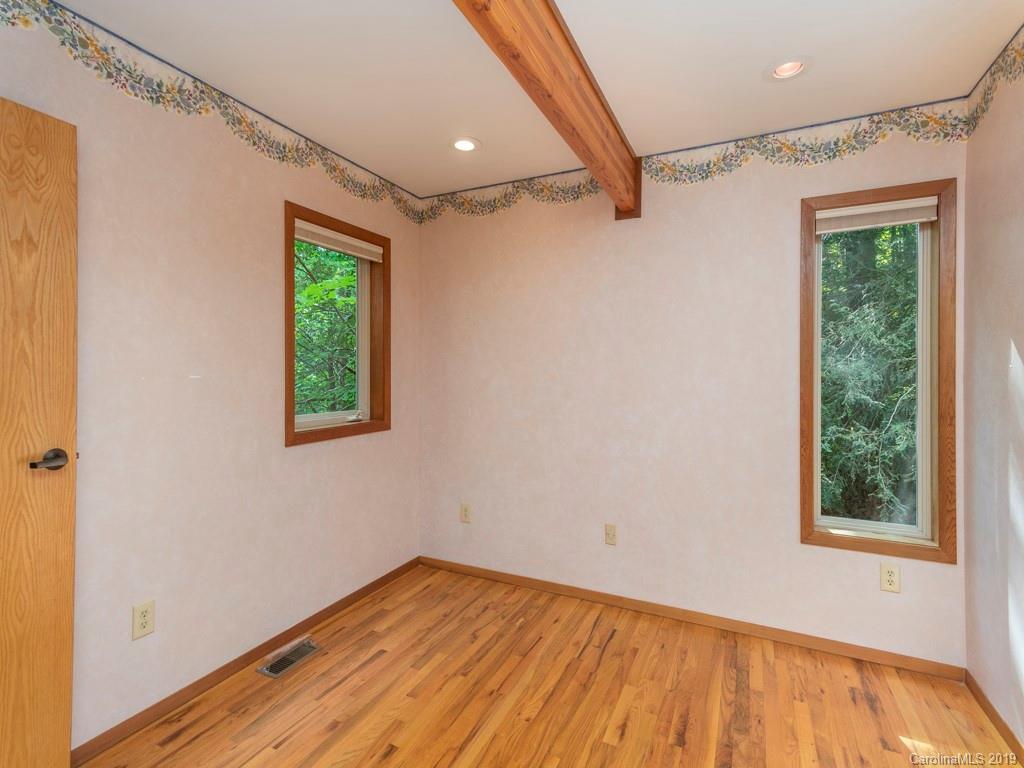 95 Redfield Drive Clyde, NC 28721 - Photo 14 of 22