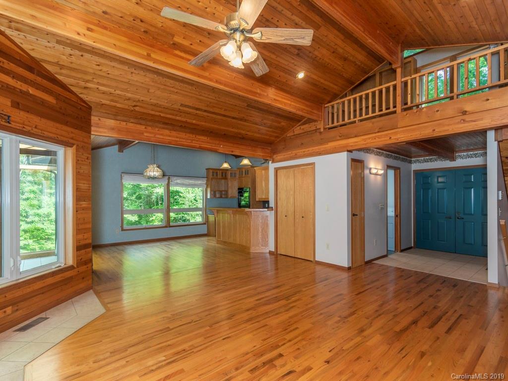 95 Redfield Drive Clyde, NC 28721 - Photo 5 of 22
