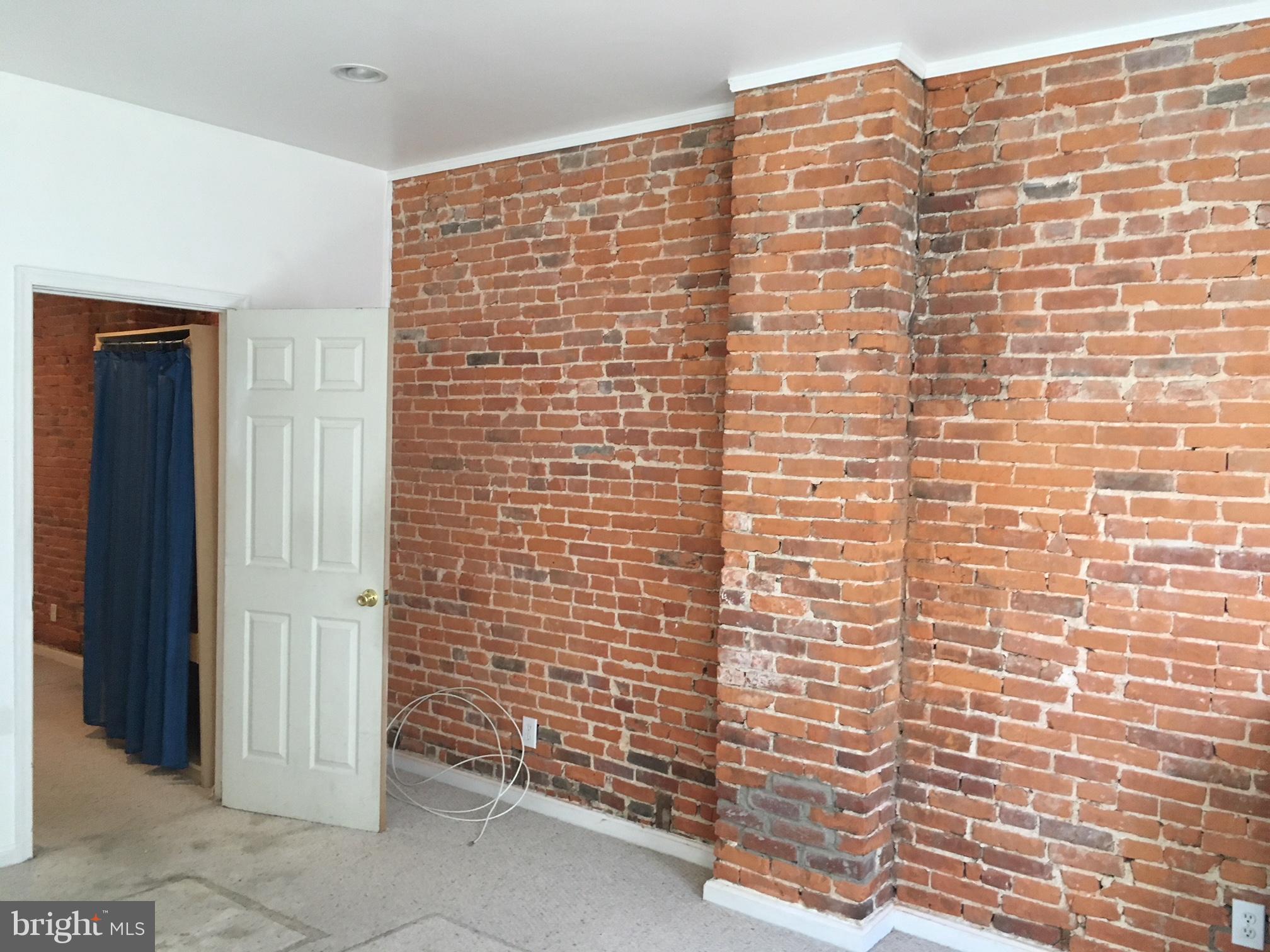 335 South Ann Street Baltimore, MD 21231 - Photo 4 of 7 Interior (General)