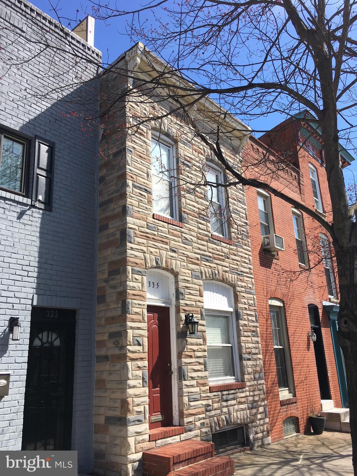 335 South Ann Street Baltimore, MD 21231 - Photo 5 of 7 Exterior (Front)