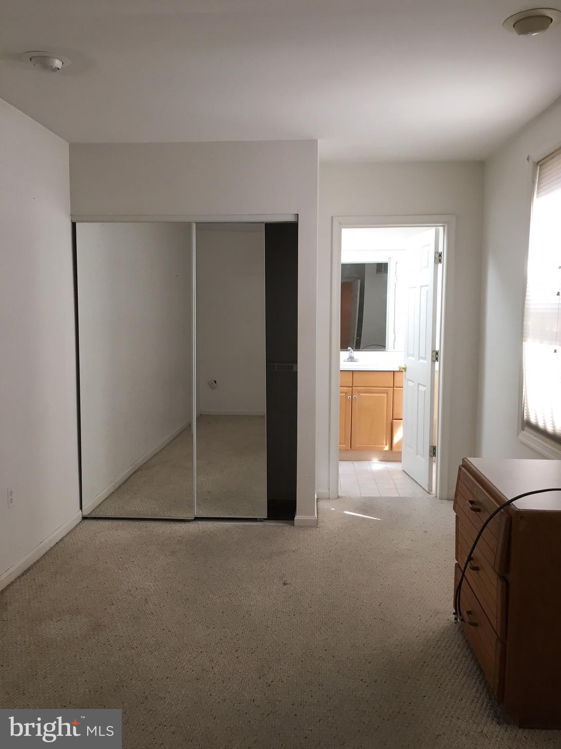 335 South Ann Street Baltimore, MD 21231 - Photo 6 of 7 Bedroom