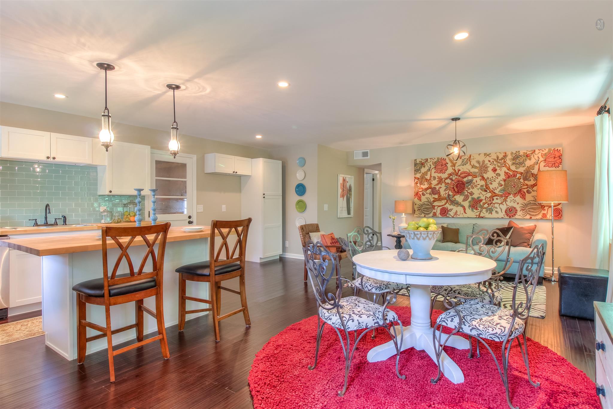 304 Warrior Road Madison, TN 37115 - Photo 4 of 16 The dining area is ready for your next dinner party or casual meal.