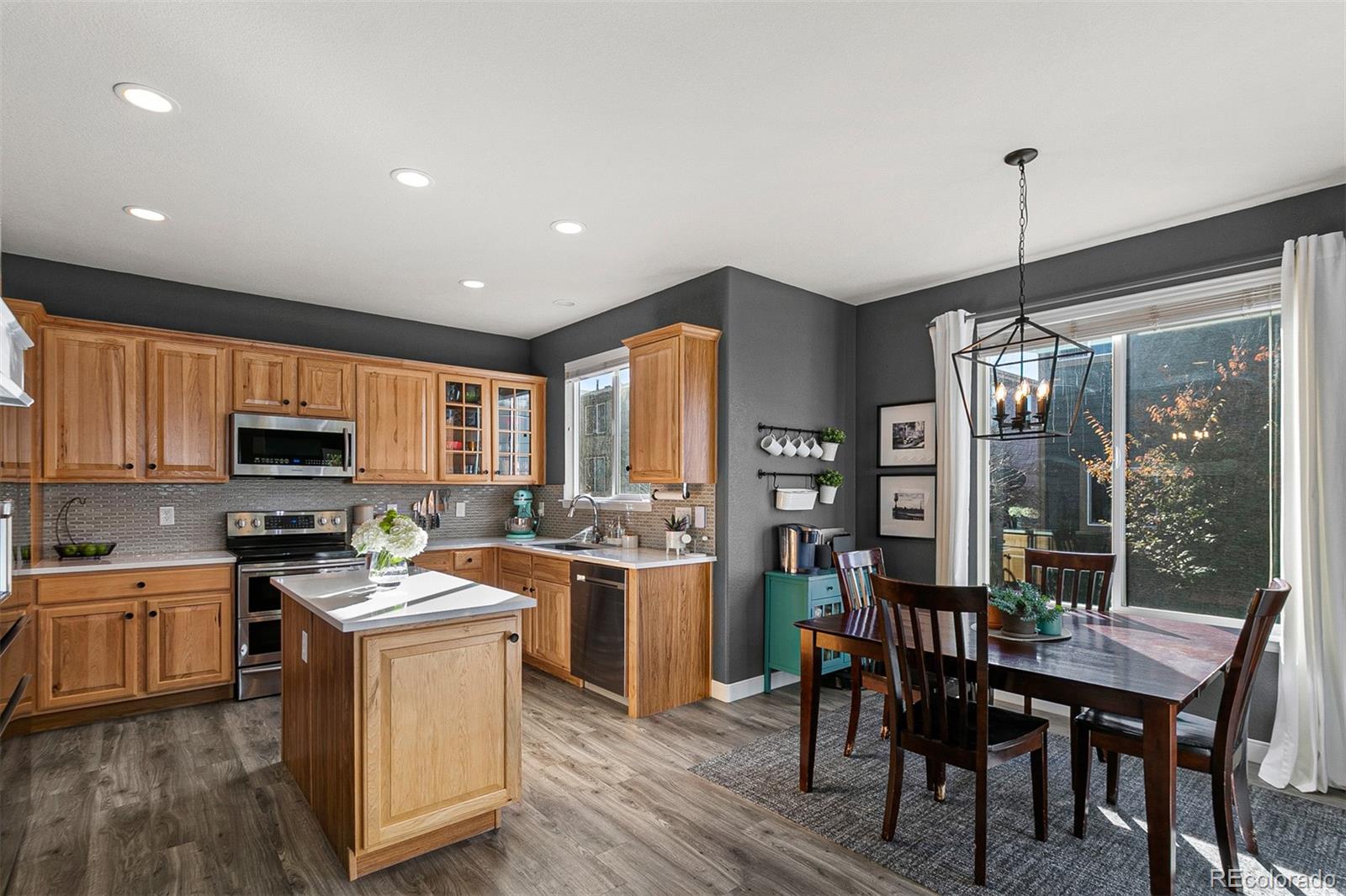 5376 Fullerton Circle Highlands Ranch, CO 80130 - Photo 8 of 31 Gallery Image 8