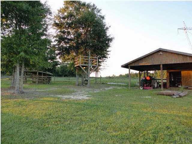 3223 East Chipper Road Cantonment, FL 32533 - Photo 5 of 25 Gallery Image 5