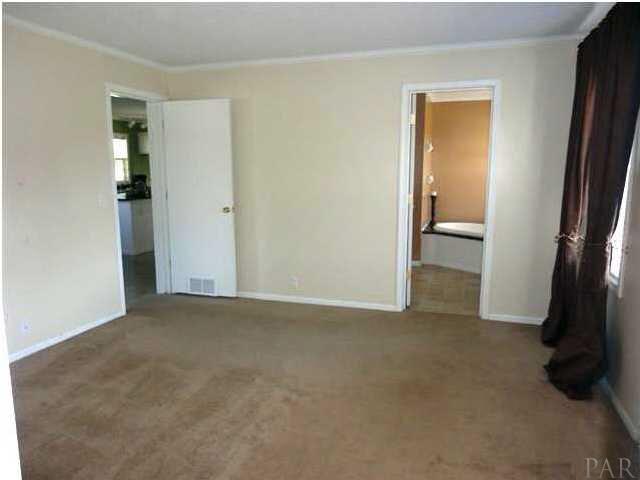 3223 East Chipper Road Cantonment, FL 32533 - Photo 9 of 25 Gallery Image 9