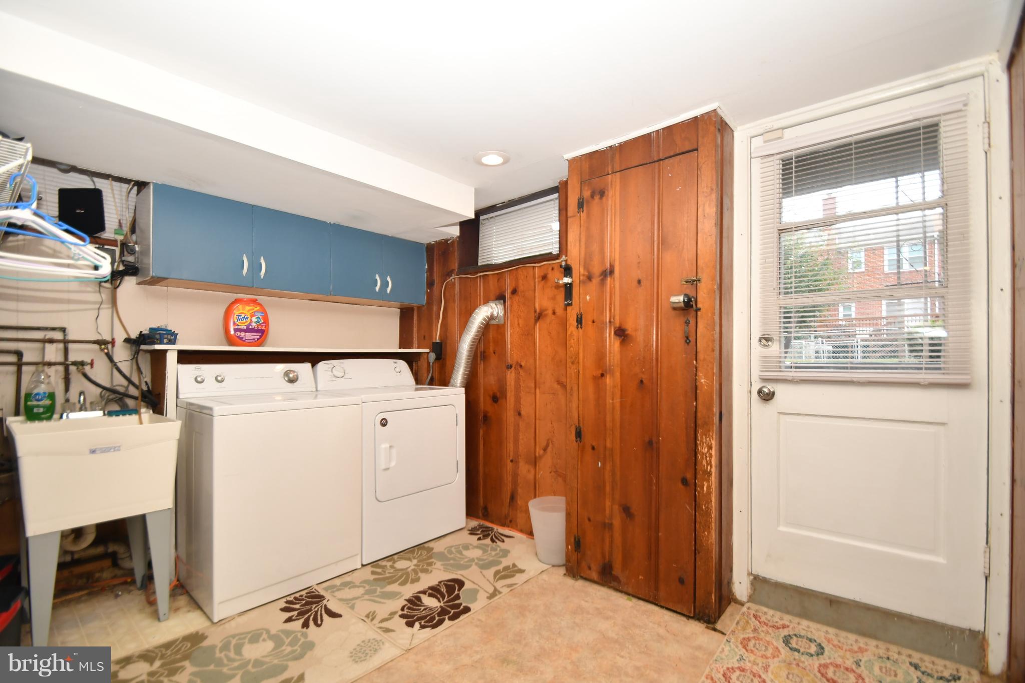58 Berkshire Road Baltimore, MD 21221 - Photo 30 of 41 a utility room with dryer and washer