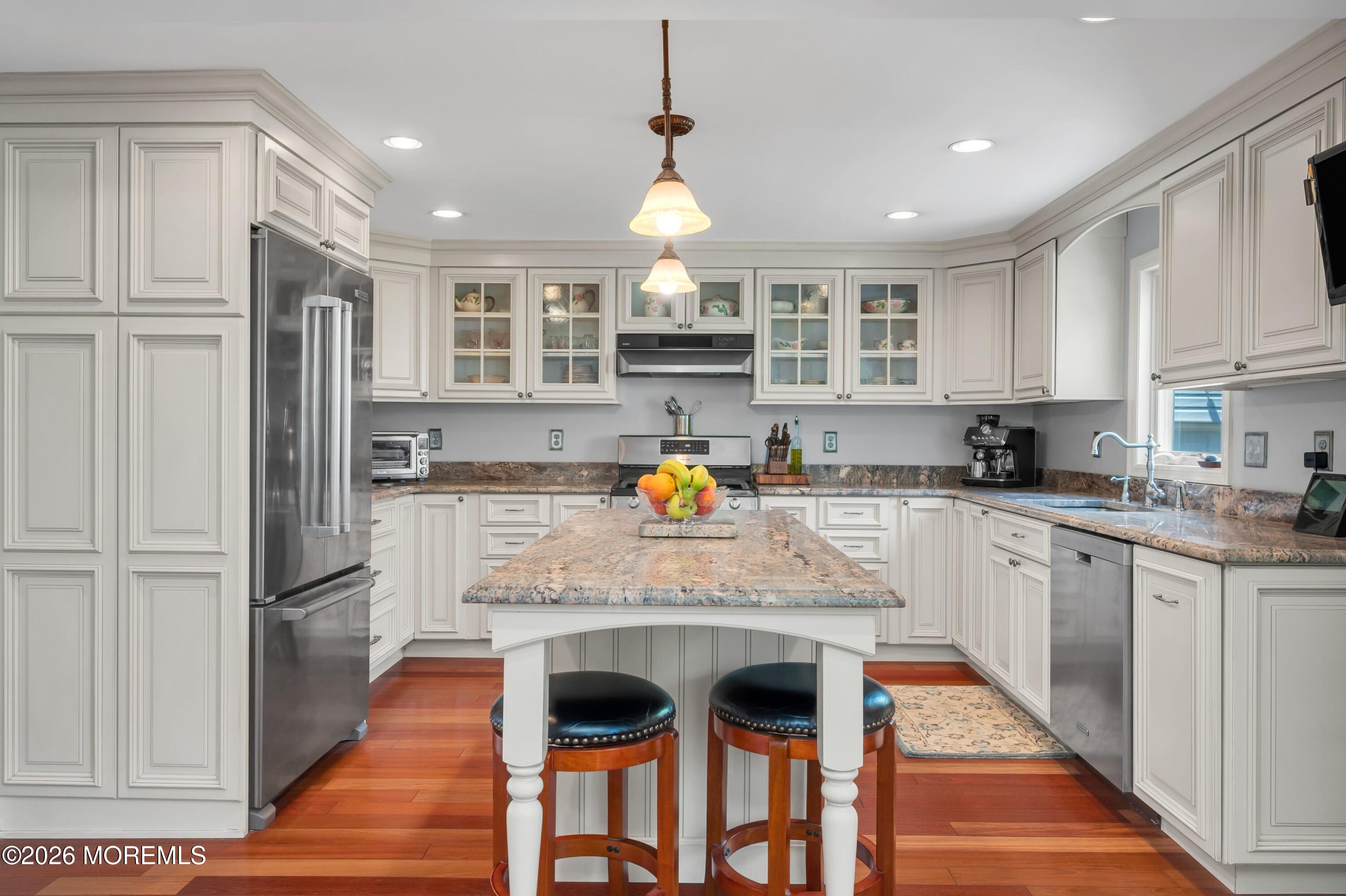 8 West Lake Road Red Bank, NJ 07701 - Photo 10 of 45 048-052-DSC 0407-4200x2797