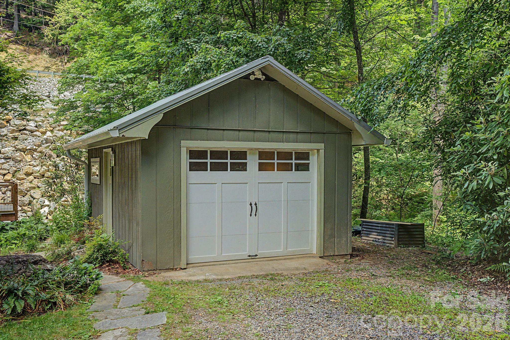 878 Garren Creek Road Fairview, NC 28730 - Photo 37 of 46