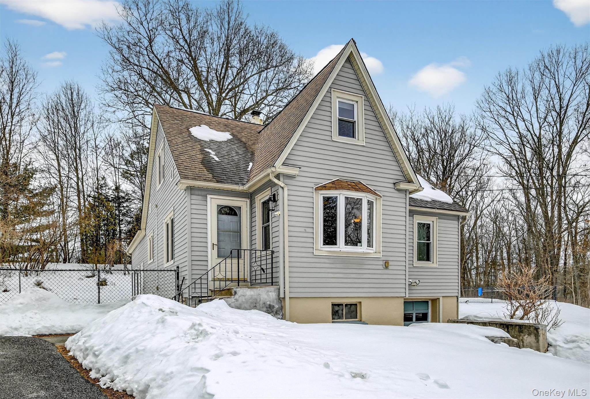 51 Lakeside Road Newburgh, NY 12550 - Photo 2 of 41