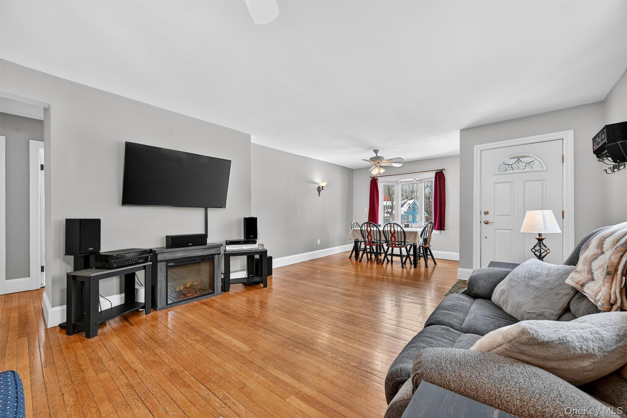 51 Lakeside Road Newburgh, NY 12550 - Photo 8 of 41