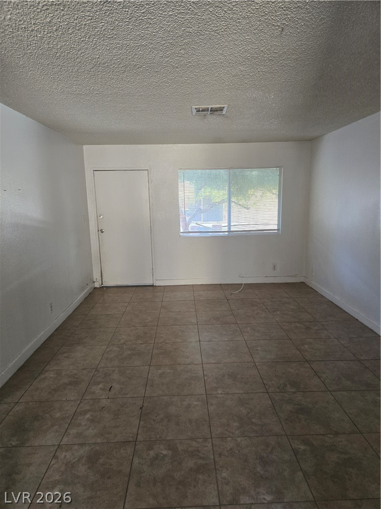 1824 East Bonanza Road, Unit 4 Las Vegas, NV 89101 - Photo 2 of 31