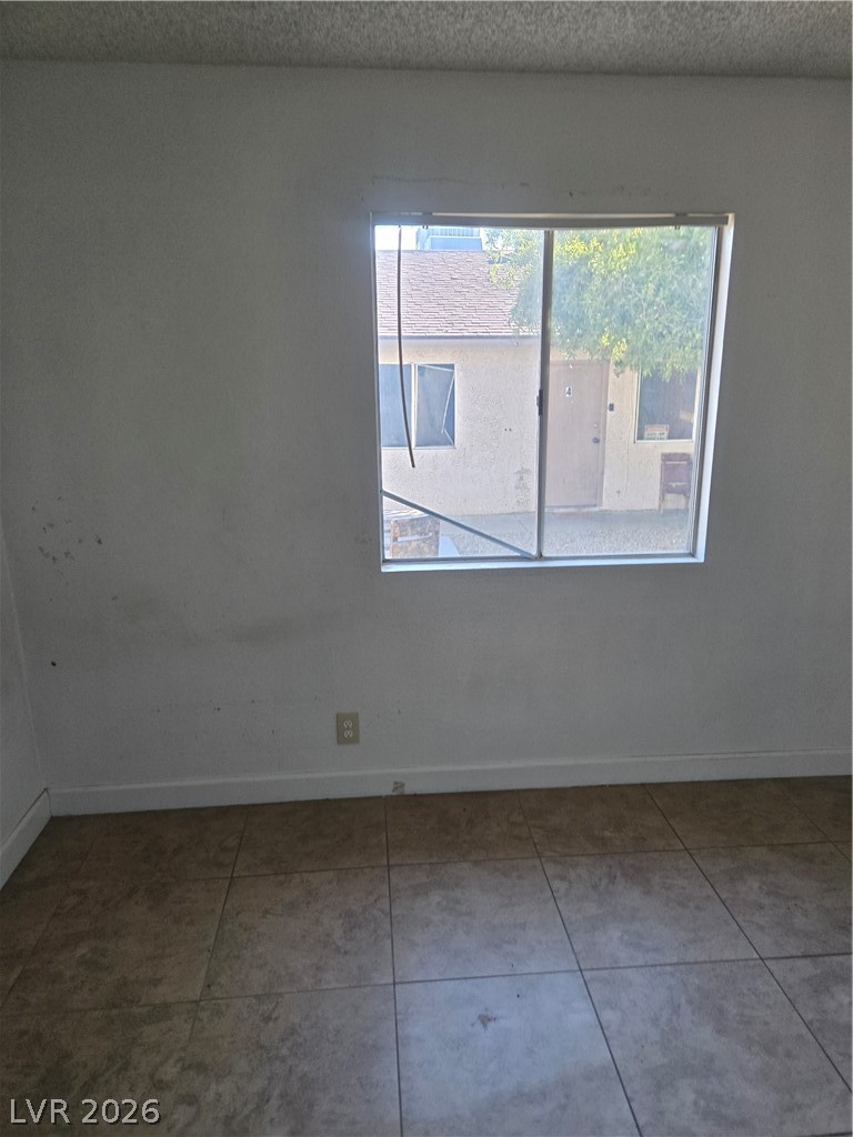 1824 East Bonanza Road, Unit 4 Las Vegas, NV 89101 - Photo 5 of 31