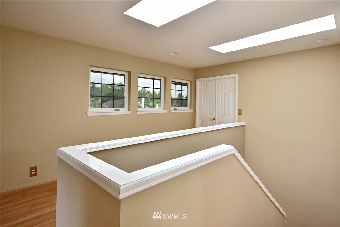 1518 228th Street Southwest Bothell, WA 98021 - Photo 11 of 17