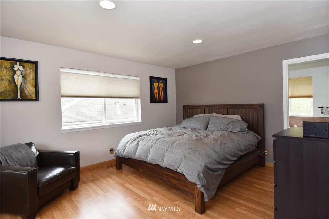 1518 228th Street Southwest Bothell, WA 98021 - Photo 12 of 17