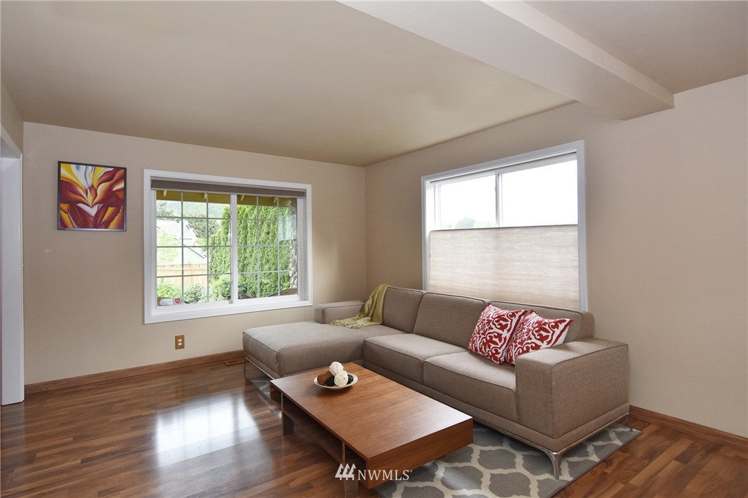 1518 228th Street Southwest Bothell, WA 98021 - Photo 4 of 17