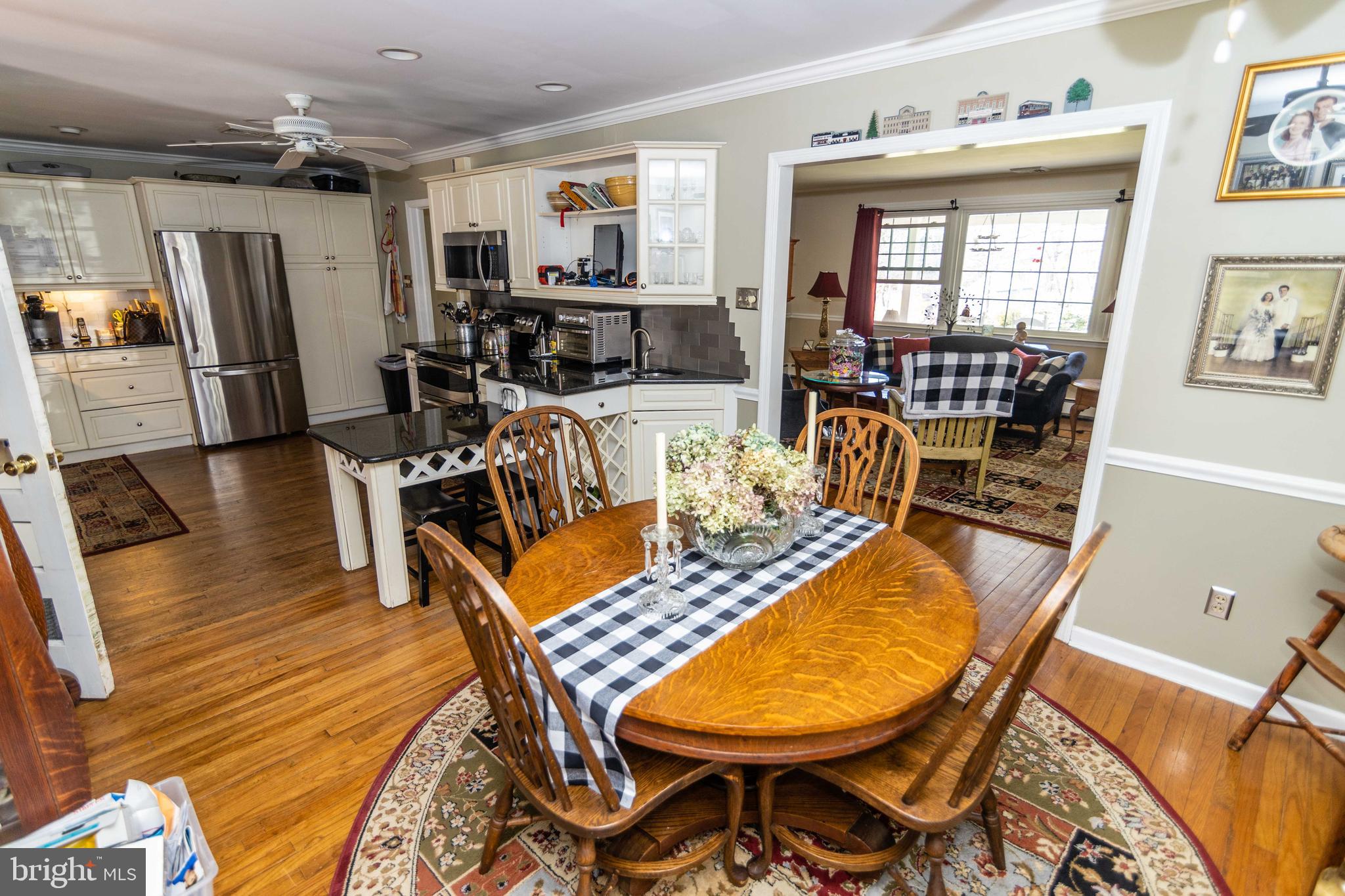 270 West Rose Tree Road Media, PA 19063 - Photo 13 of 42 Dining area next to the kitchen