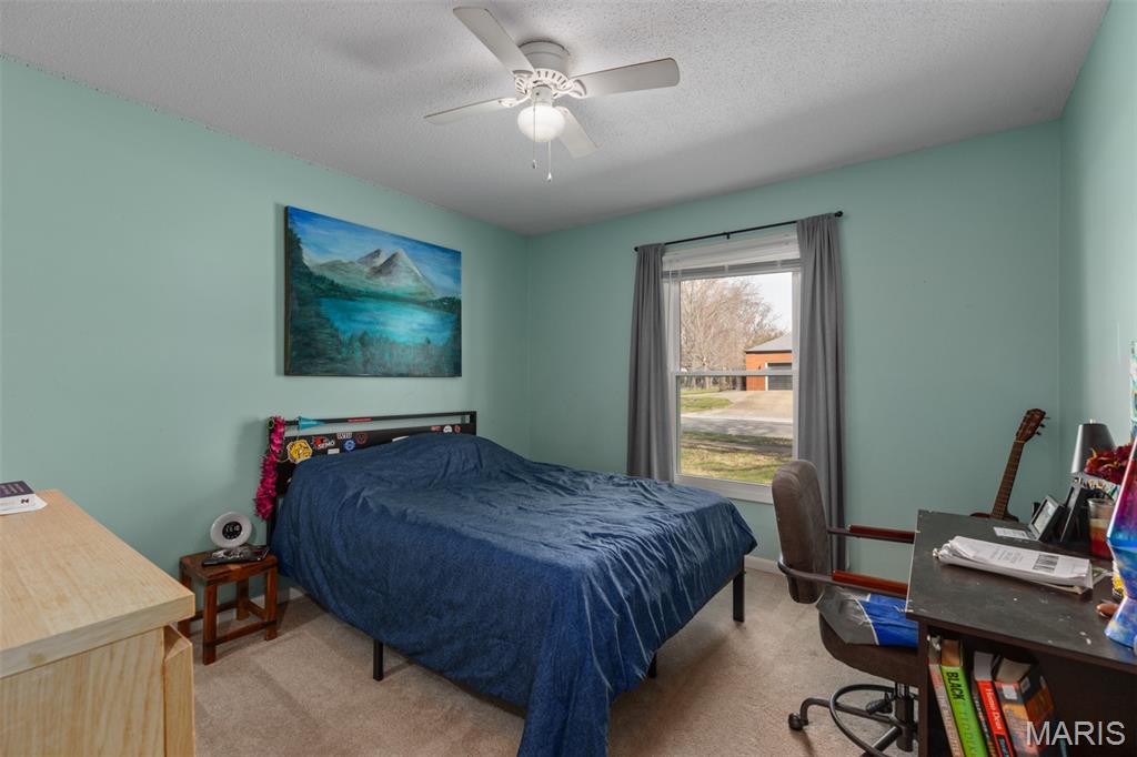 2900 West Lawrence Avenue Springfield, IL 62704 - Photo 24 of 33