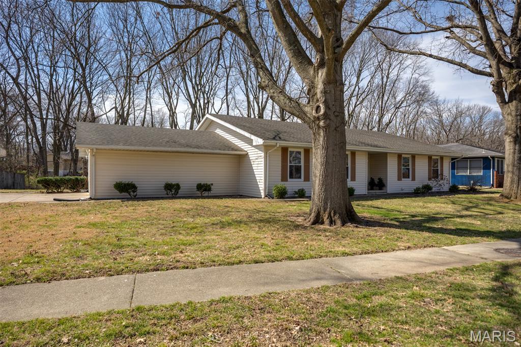 2900 West Lawrence Avenue Springfield, IL 62704 - Photo 27 of 33