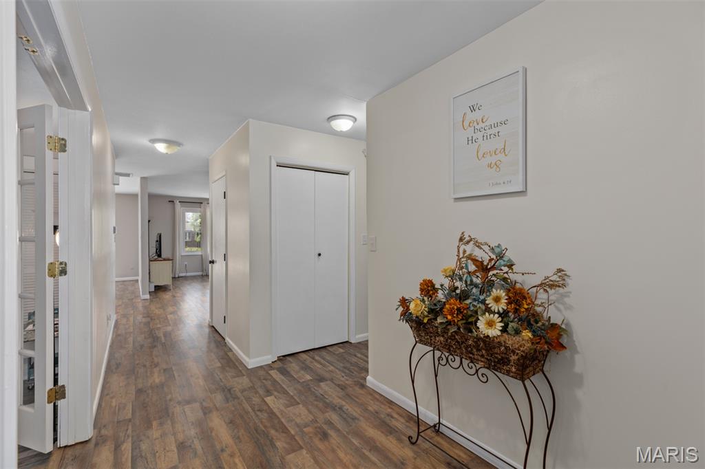 2900 West Lawrence Avenue Springfield, IL 62704 - Photo 7 of 33