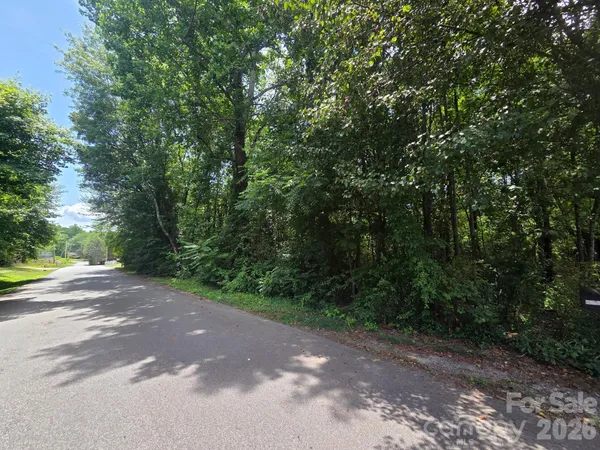 $20,000 | 2424 Evans Street Southwest, Lenoir, NC 28645