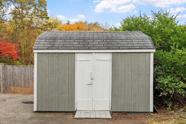 $979,000 | 159 Pine Street, Manchester, MA 01944