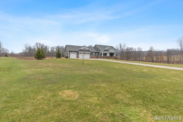 $925,000 | 5555 Cannon Meadows Drive Northeast, Ada, MI 49301