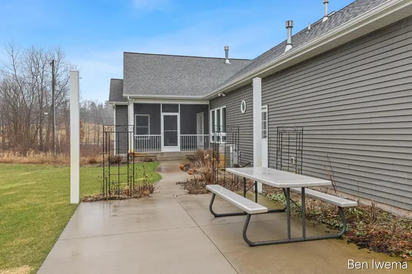 $925,000 | 5555 Cannon Meadows Drive Northeast, Ada, MI 49301