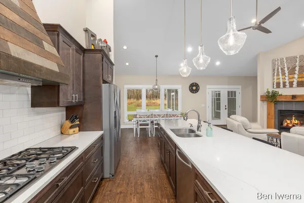 $925,000 | 5555 Cannon Meadows Drive Northeast, Ada, MI 49301