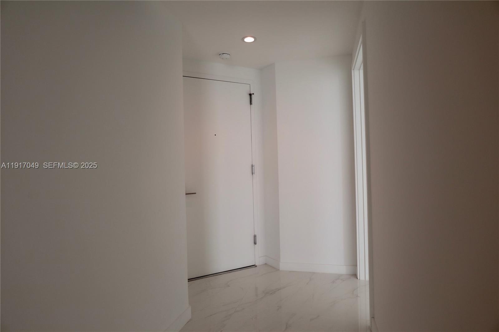 650 Northeast 32nd Street, Unit 1207 Miami, FL 33137 - Photo 13 of 30 a view of an empty room