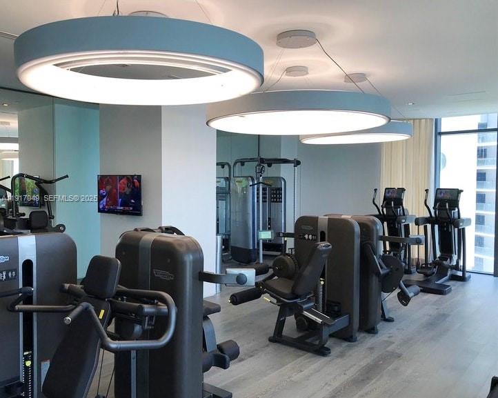 650 Northeast 32nd Street, Unit 1207 Miami, FL 33137 - Photo 27 of 30 a view of a room with gym equipment