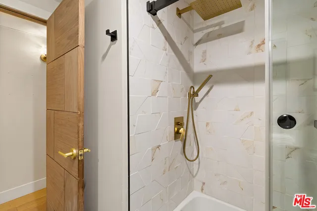 $1,099,000 | 9000 Cynthia Street, Unit 302, West Hollywood, CA 90069