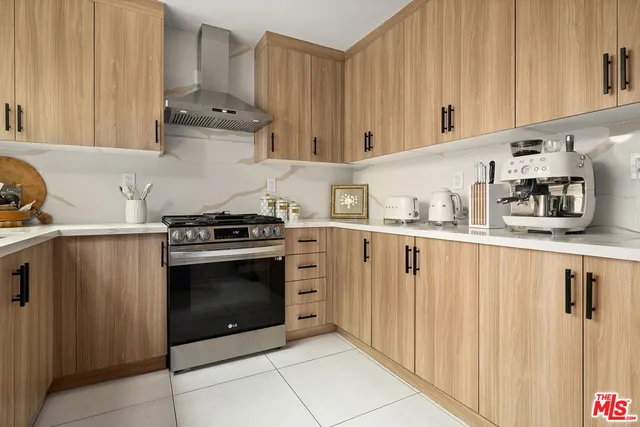 $1,099,000 | 9000 Cynthia Street, Unit 302, West Hollywood, CA 90069