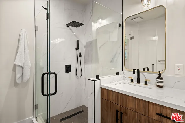 $1,099,000 | 9000 Cynthia Street, Unit 302, West Hollywood, CA 90069