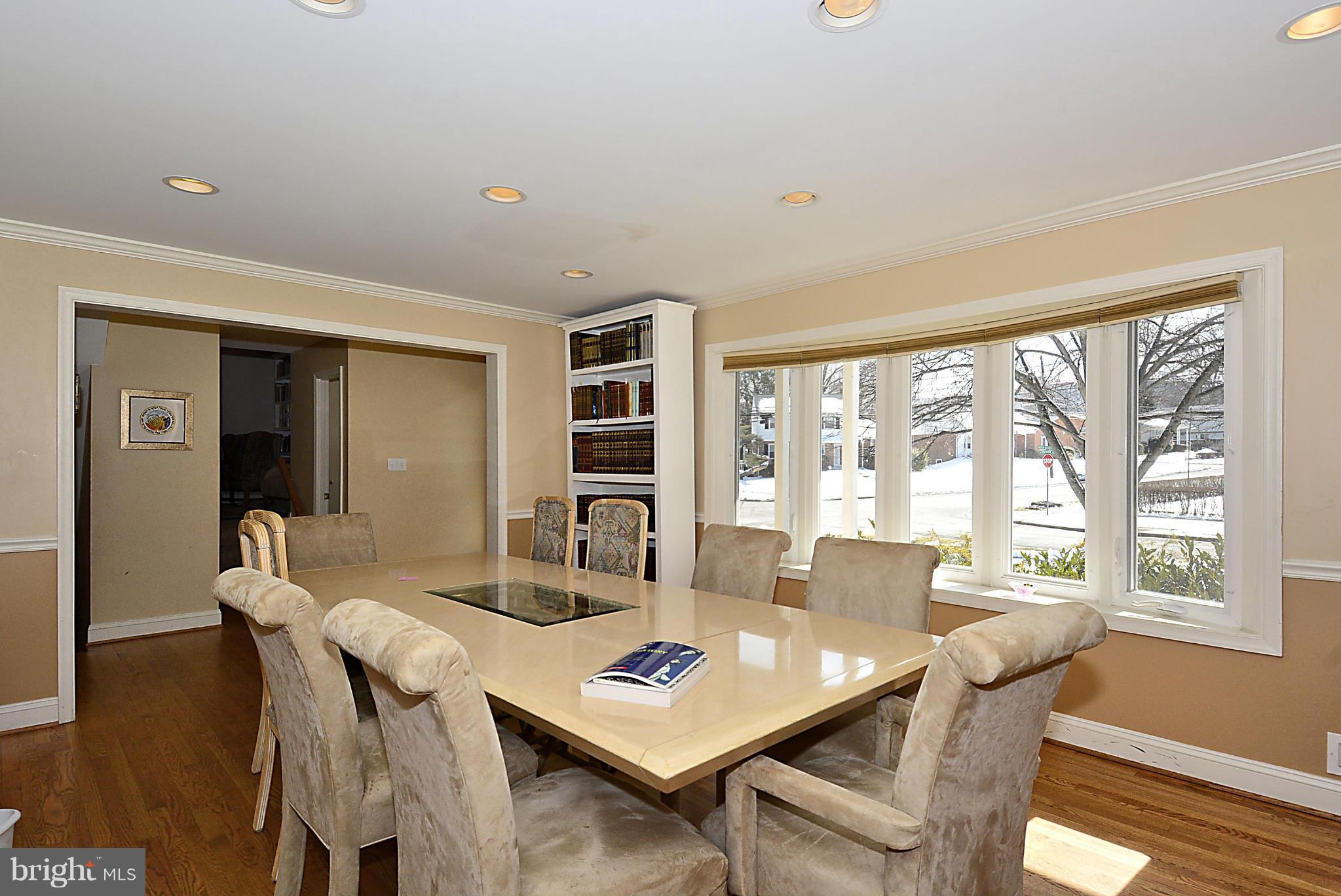1101 North Belgrade Road Silver Spring, MD 20902 - Photo 5 of 30 Dining Room