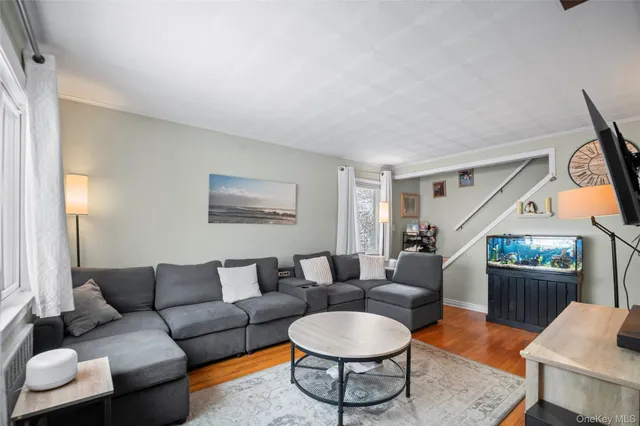 $829,000 | 84-12 Cross Island Parkway | Bellerose