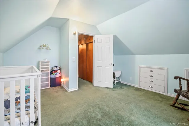 $829,000 | 84-12 Cross Island Parkway | Bellerose