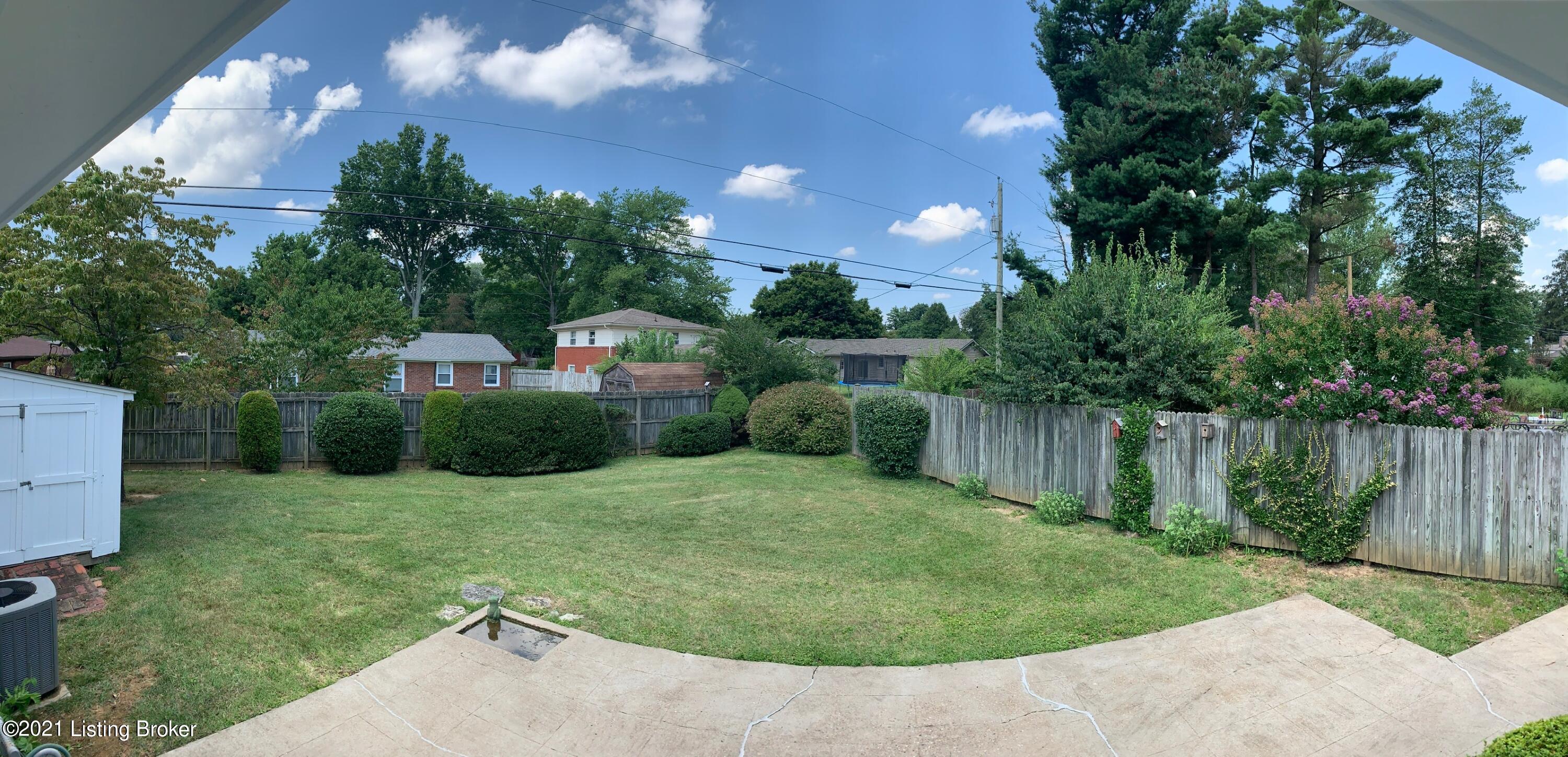 8603 Whipps Bend Road Louisville, KY 40222 - Photo 46 of 53 Backyard