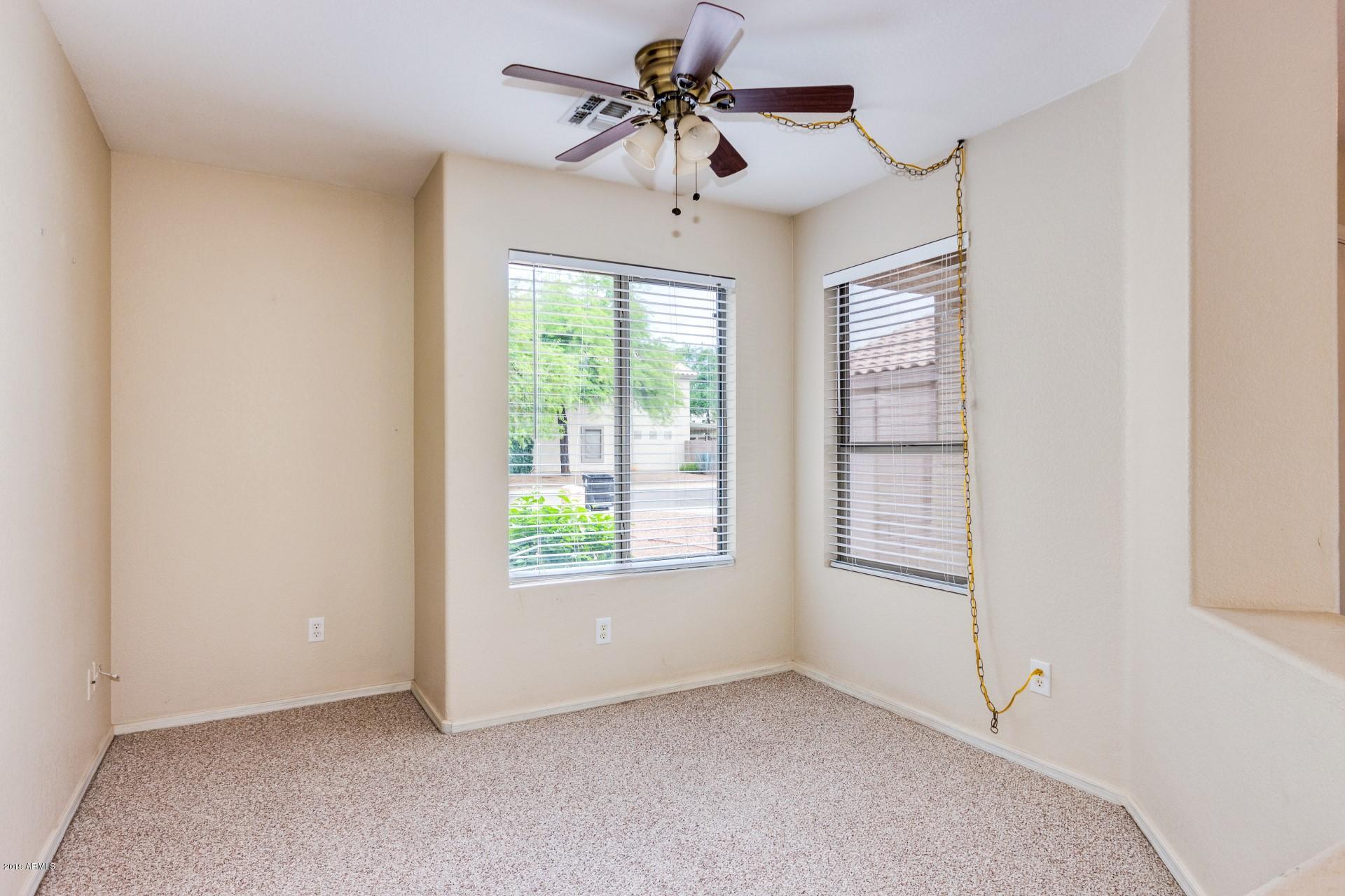 10601 West Piccadilly Road Avondale, AZ 85392 - Photo 5 of 15 Piccadilly - 10601 (6)