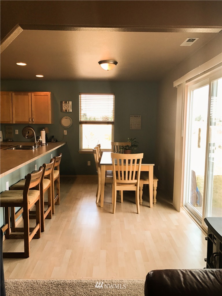 10434 Grove Road Southeast Yelm, WA 98597 - Photo 11 of 24 Gallery Image 11